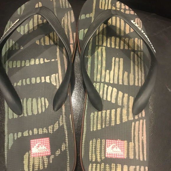 Quicksilver Rasta Flip Flops ❤️💚💛 - Picture 4 of 4